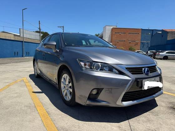 LEXUS CT200H 1.8 16V HÍBRIDO 4P AUTOMÁTICO LEXUS CT200H 1.8 16V HÍBRIDO 4P AUTOMÁTICO